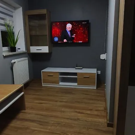 Appartamento Kawalerka W Centrum Dzierzoniowa Podworko Grill Wynajm Krotkoterminowy Dzierżoniów