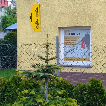 Appartamento Kawalerka W Centrum Dzierzoniowa Podworko Grill Wynajm Krotkoterminowy *