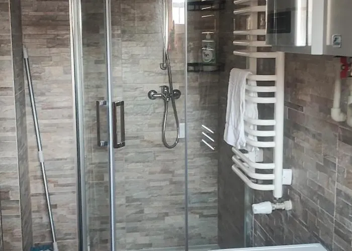 Kawalerka W Centrum Dzierzoniowa Podworko Grill Wynajm Krotkoterminowy Dzierżoniów